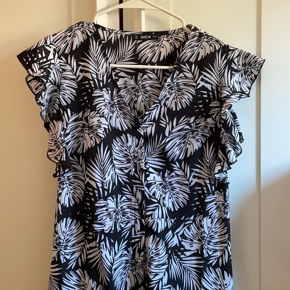 This beautiful dress that is brand new, I never use it